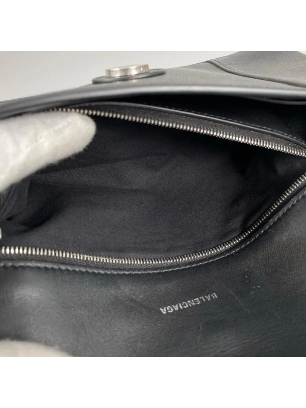 Balenciaga Downtown Cross Bag XS Shoulder Bag Leather Black